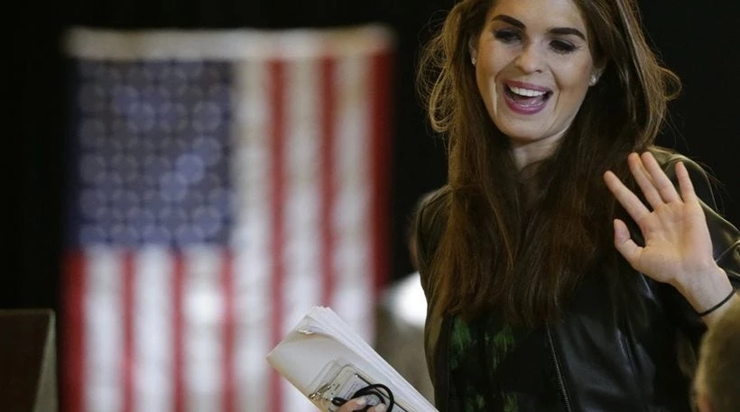 Παραιτήθηκε η καλλονή διευθύντρια του Τραμπ – Το άγνωστο επεισόδιο λίγο πριν την αποχώρησή της